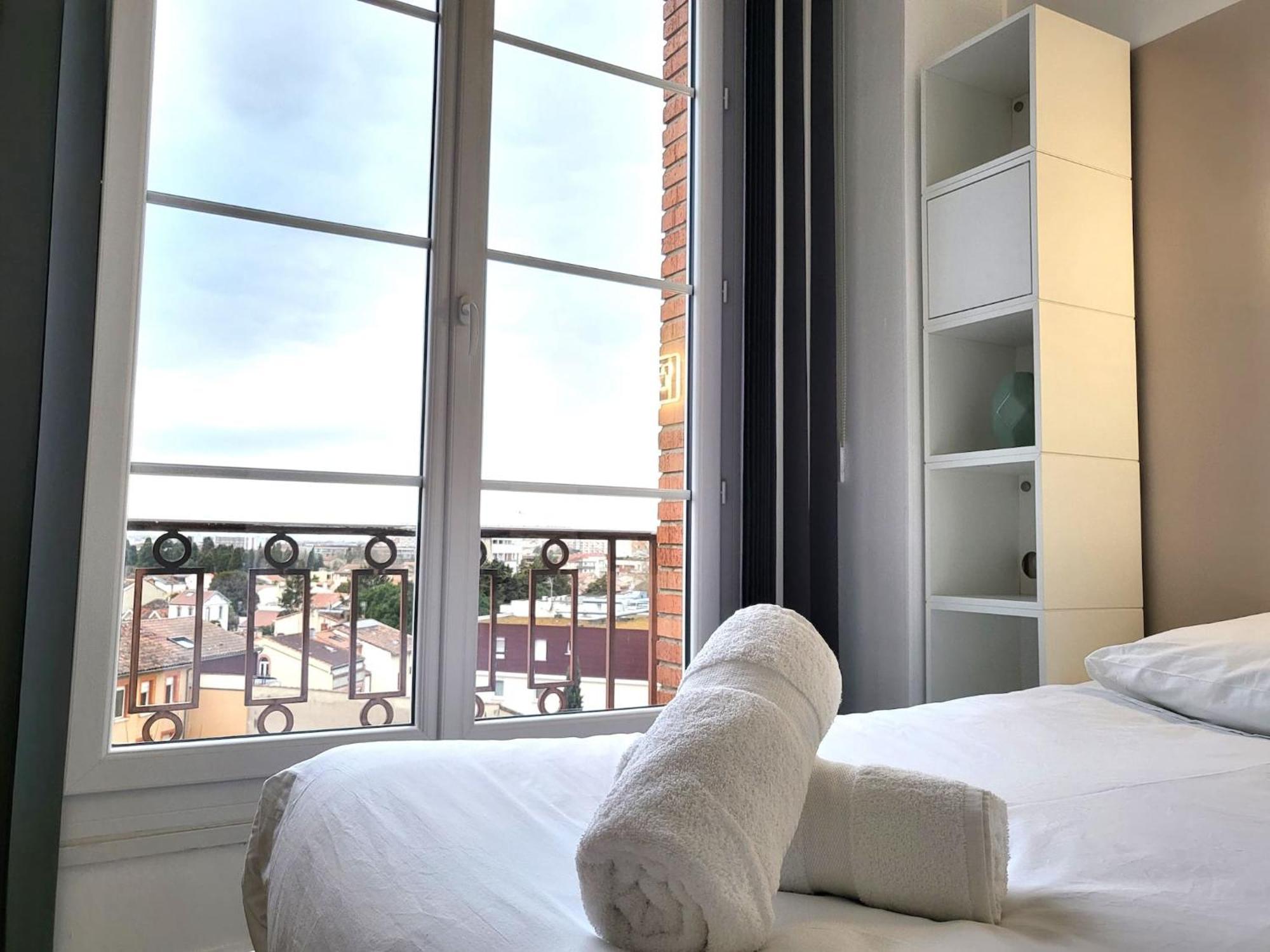 Apartamento Fac 4 - Tram Au Pied L'Immeuble- Parking Free Toulouse Exterior foto